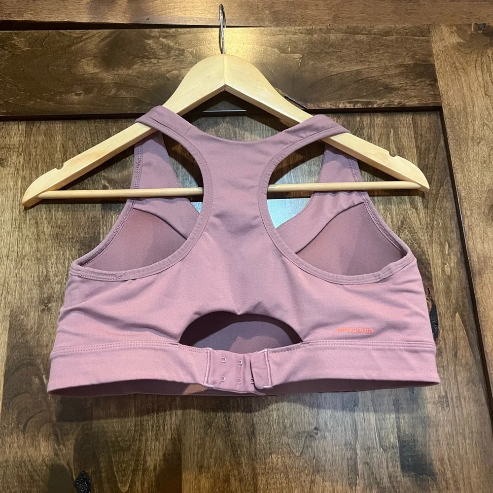 Patterned Sports Bra - Picture 4 of 8